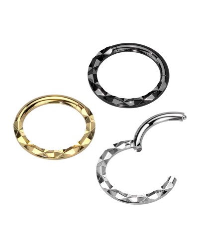 Piercing anneau à facettes